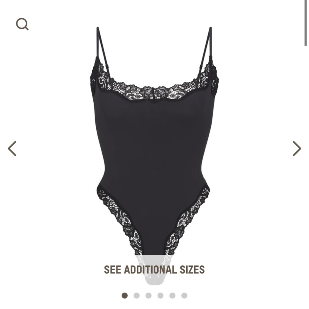 Skims Fits Everybody Lace Body Suit